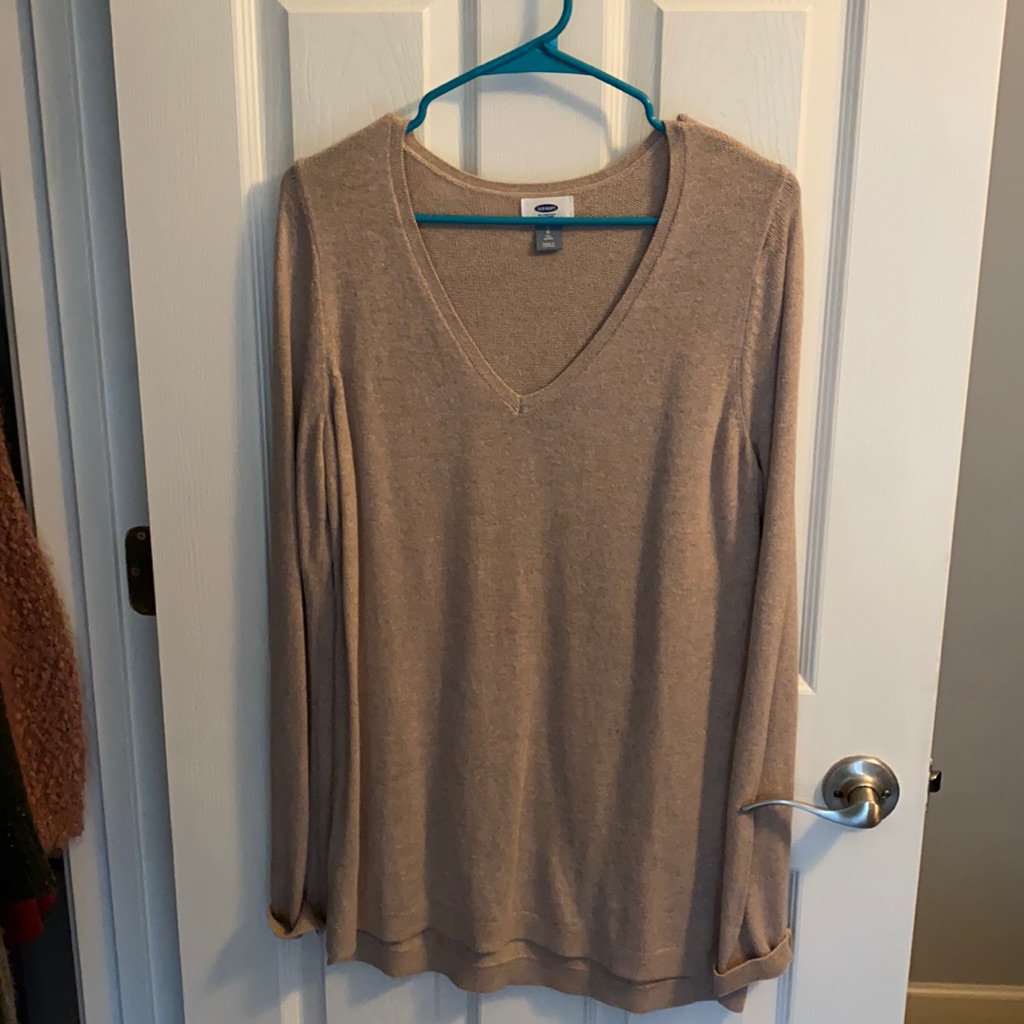 Old Navy Tan Sweater. Large, Tall.